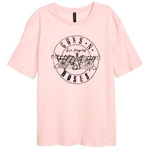 Lite Pink guns and roses tshirt